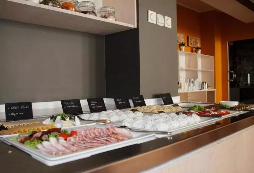 酒店 Gronie Ski & Bike