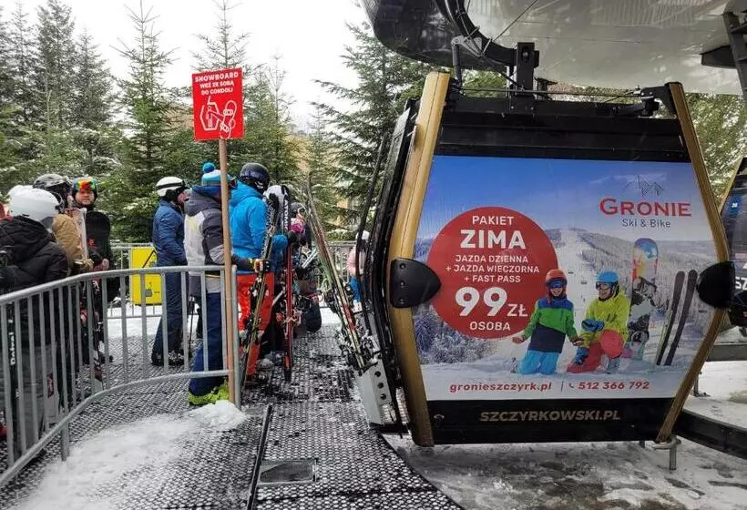 酒店 Gronie Ski & Bike