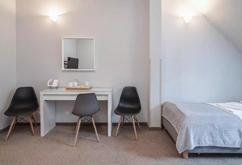 酒店 Gronie Ski & Bike