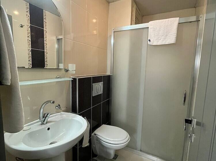 Отель Gurses Life