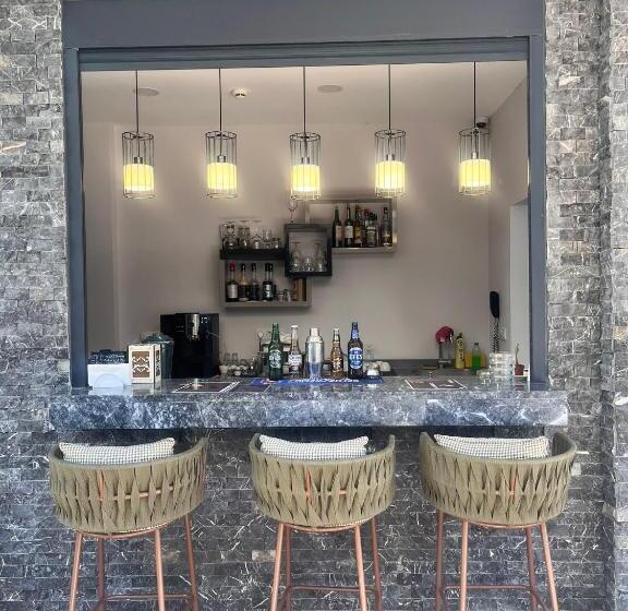 Отель Gurses Life