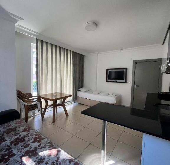 Отель Gurses Life