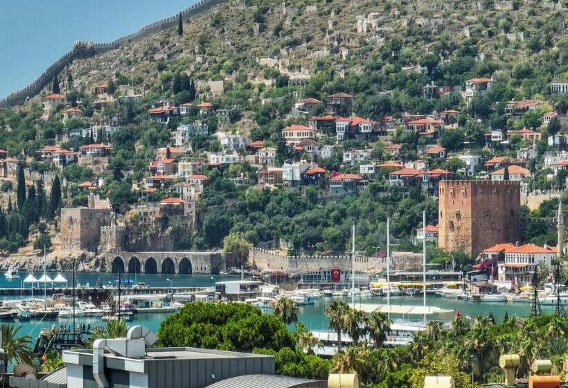 Отель Gurses Life