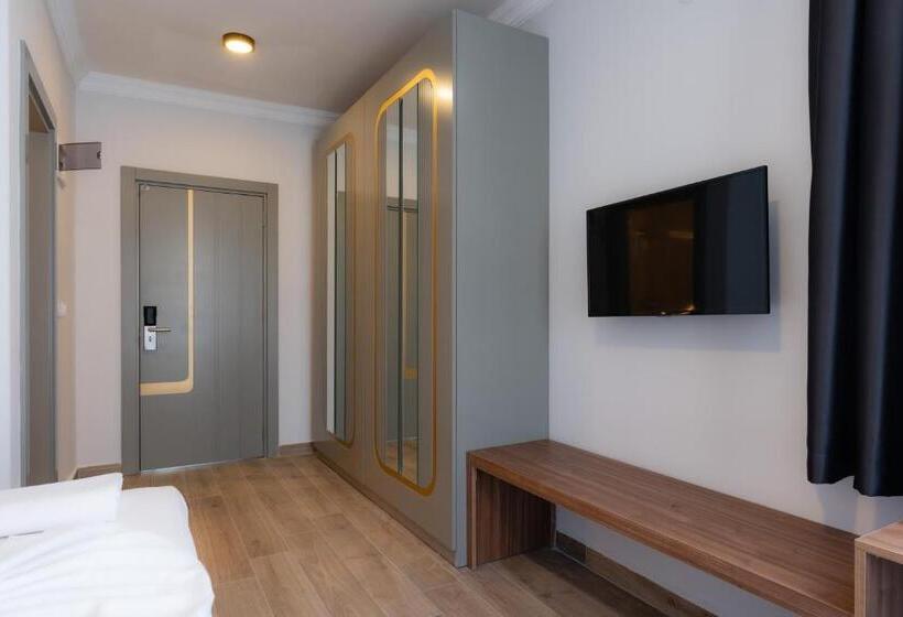 Отель Gurses Life