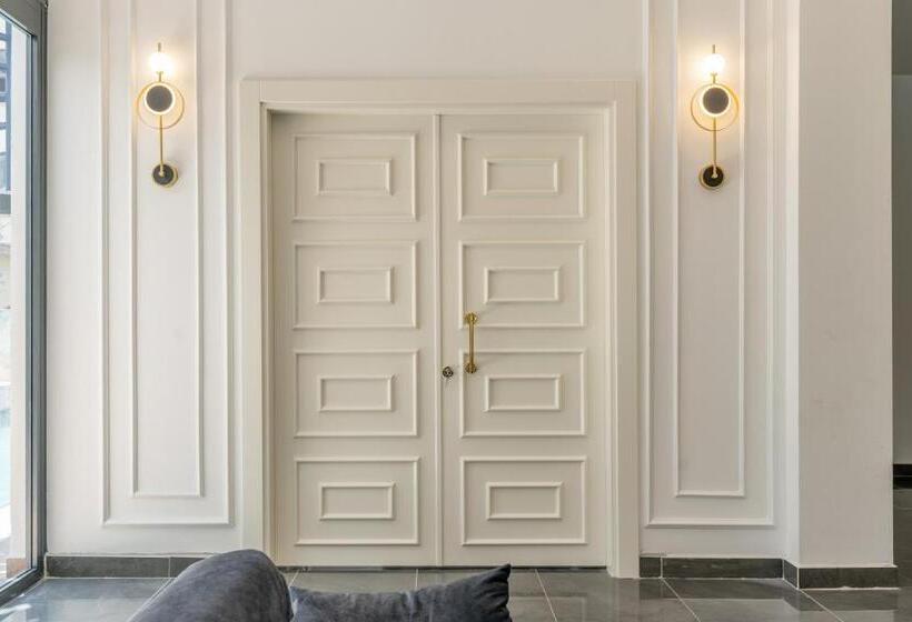 Отель Gurses Life