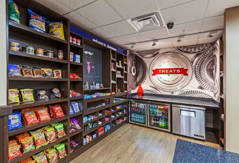 בית מלון כפרי Hampton Inn & Suites Claremore