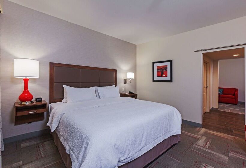 בית מלון כפרי Hampton Inn & Suites Claremore