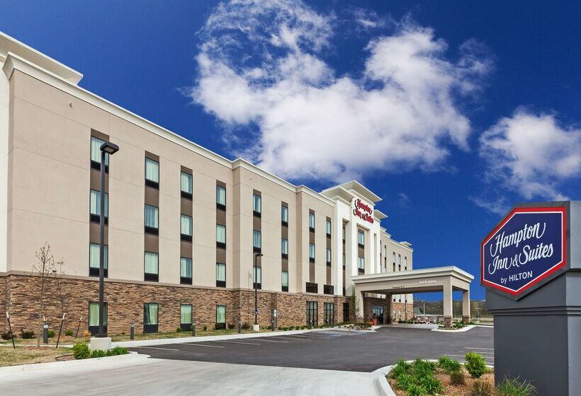 בית מלון כפרי Hampton Inn & Suites Claremore