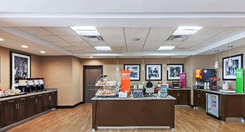 בית מלון כפרי Hampton Inn & Suites Claremore