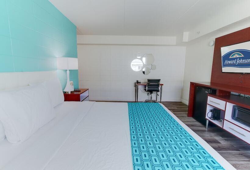 Hotel Howard Johnson By Wyndham Virginia Beach At The Beach