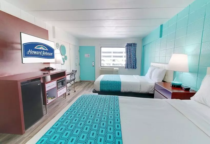 בית מלון כפרי Howard Johnson By Wyndham Virginia Beach At The Beach