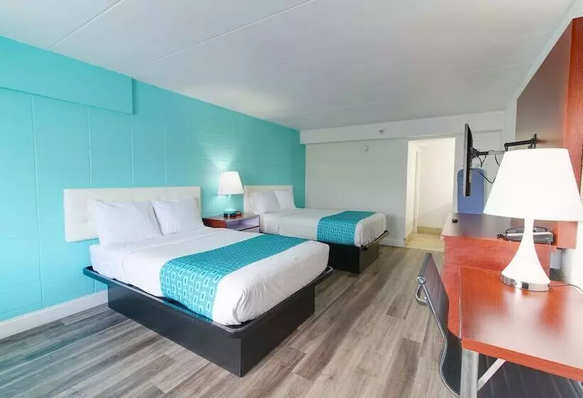 בית מלון כפרי Howard Johnson By Wyndham Virginia Beach At The Beach