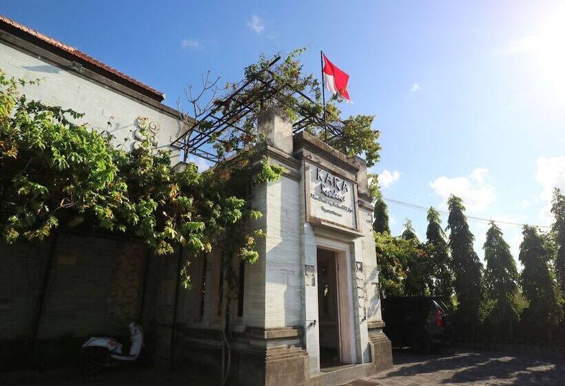 בית מלון כפרי Collection O 3885 Kara Residence