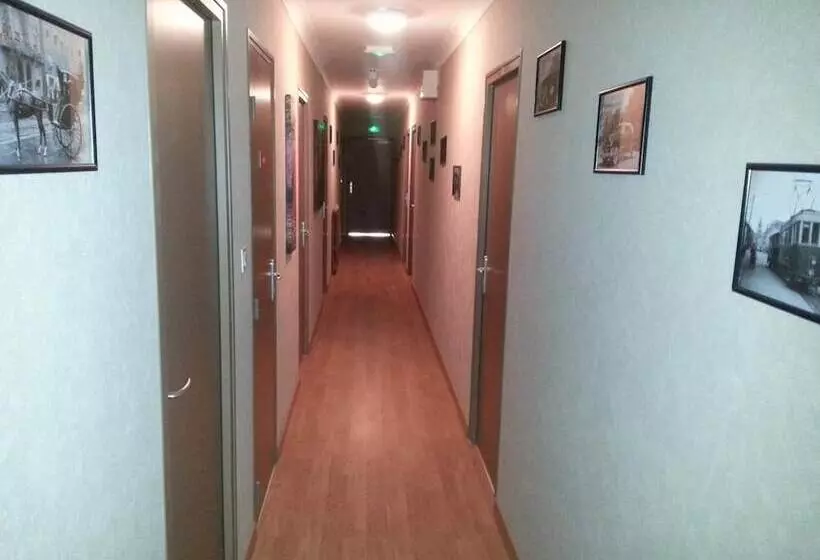 Hotel Le Chapeau Rouge