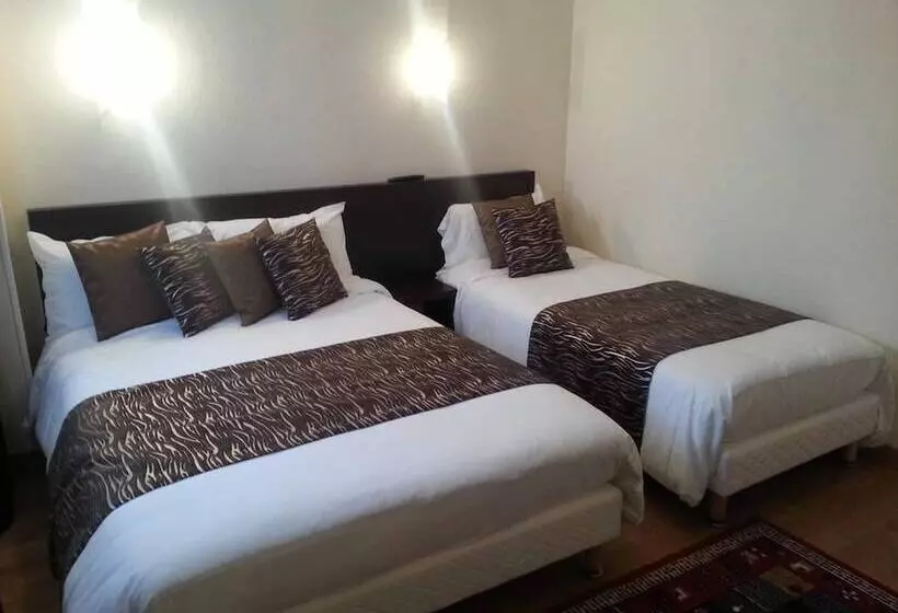 Hotel Le Chapeau Rouge