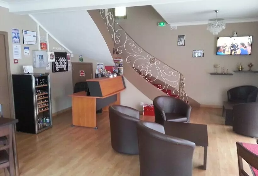 Hotel Le Chapeau Rouge