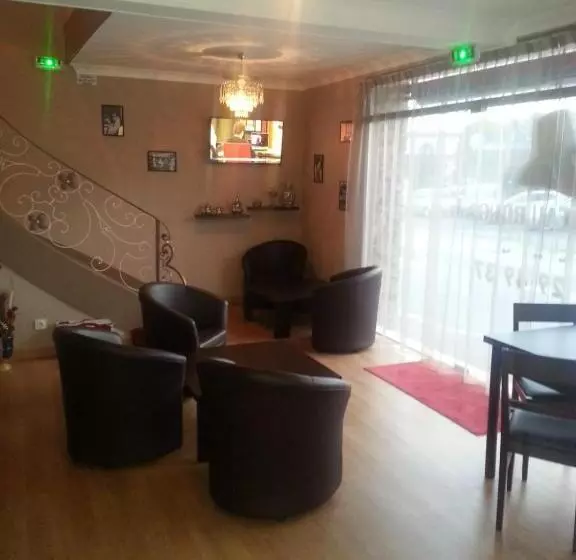 Hotel Le Chapeau Rouge