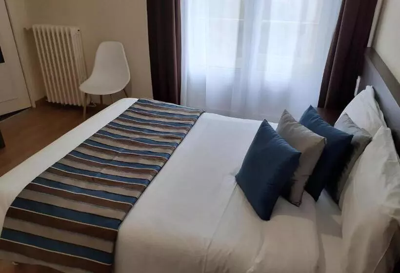 Hotel Le Chapeau Rouge