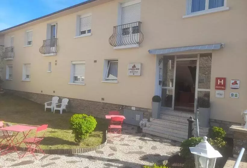 Hotel Le Chapeau Rouge
