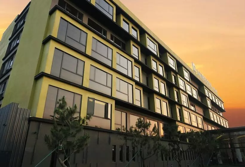 Hotelli Look Royal Resort