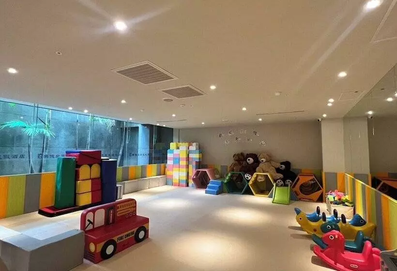 Hotelli Look Royal Resort