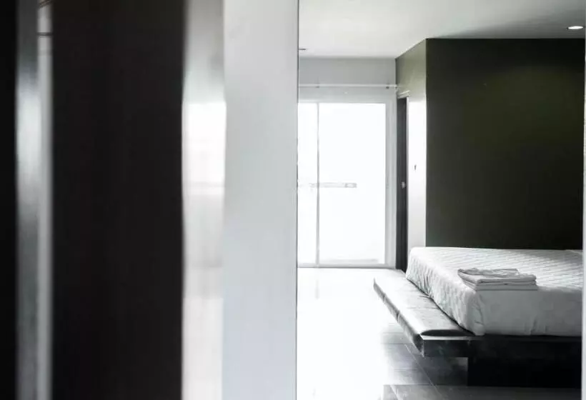 هتل Maison De Cheer