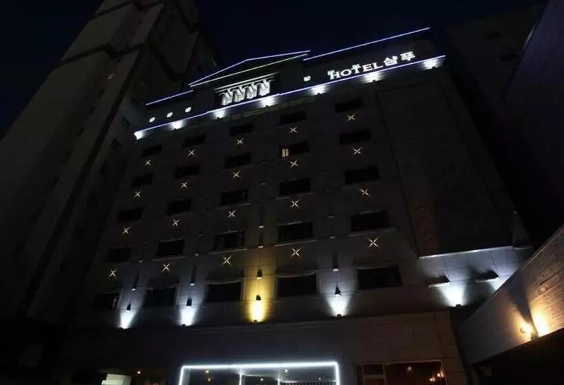 Hotel Shampoo