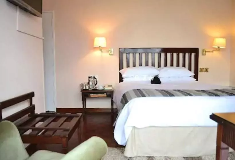 هتل The Harare Club