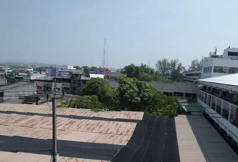 هتل U Sabuy Mansion Trang