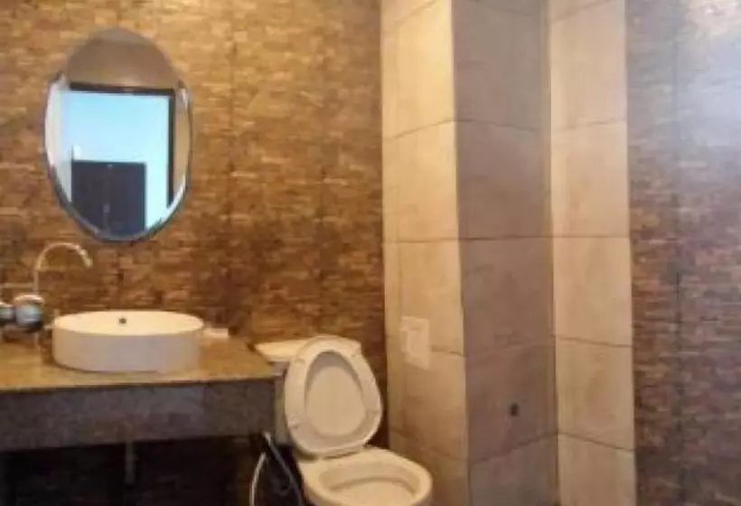 هتل U Sabuy Mansion Trang