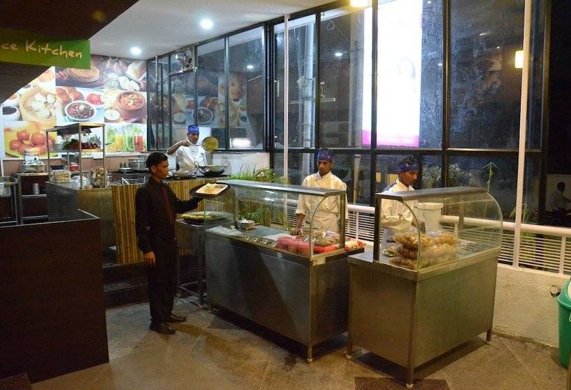 هتل Vijay Residency