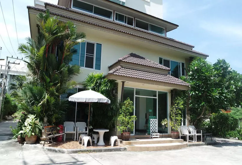 Kanavera Sriracha  & Serviced Apartment