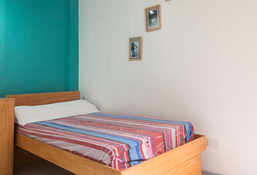 Lokal Hostel
