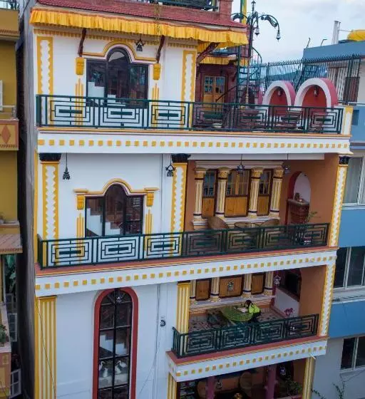 پانسیون Blue Mountain Home Stay