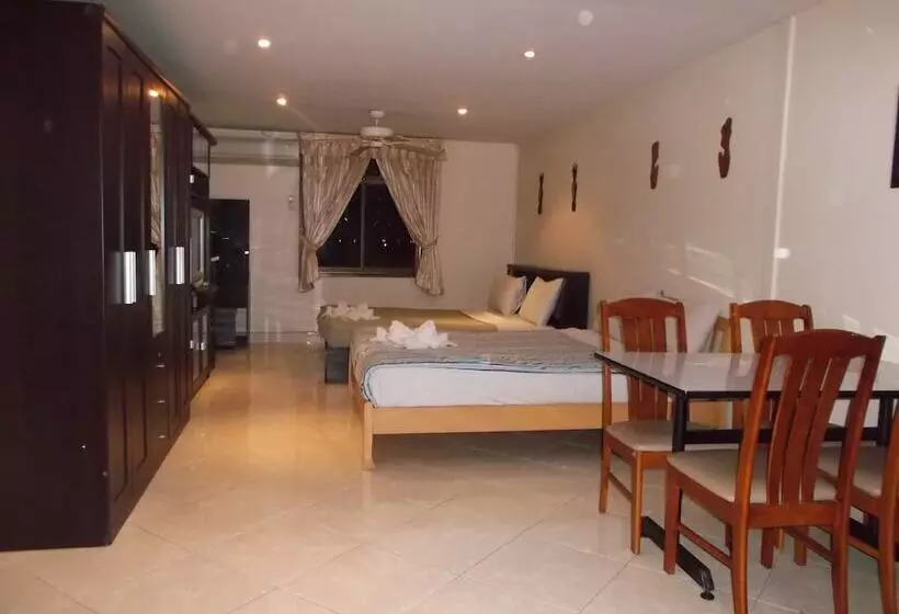 펜션 Chaiyapoon Inn