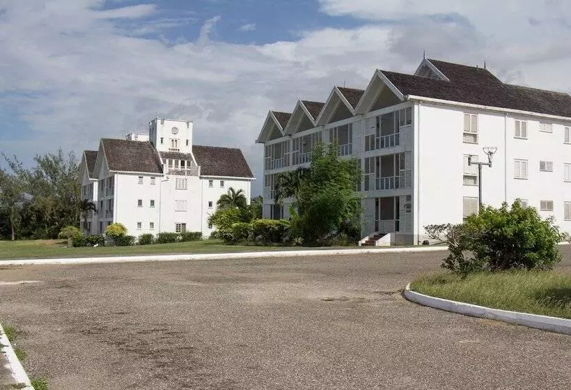 Seacastles Exora Beach Suite