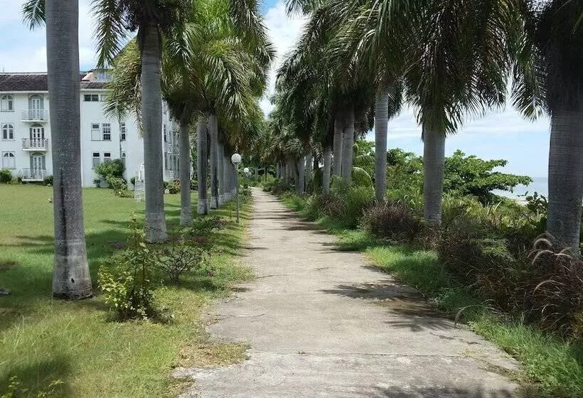 Seacastles Exora Beach Suite