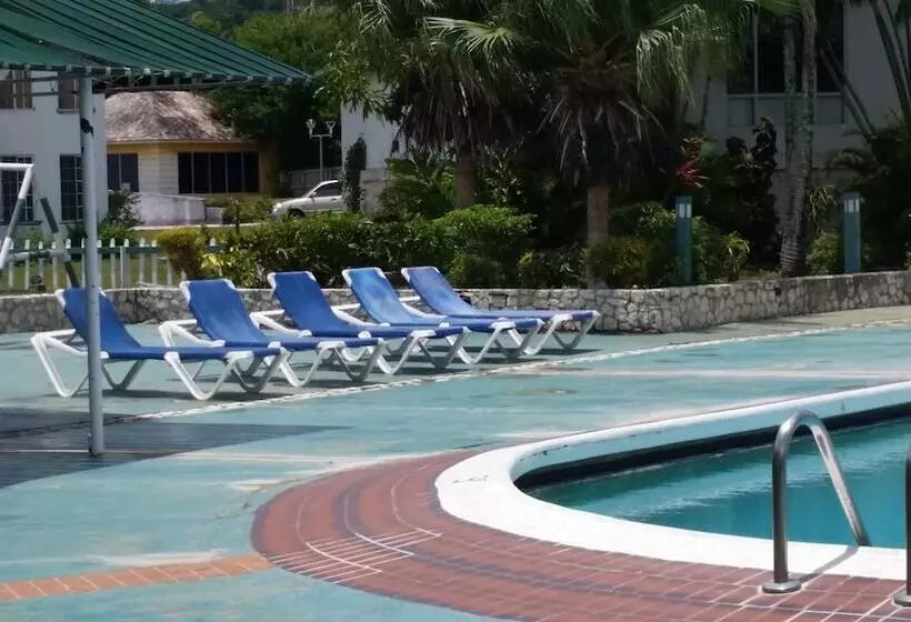 Seacastles Exora Beach Suite