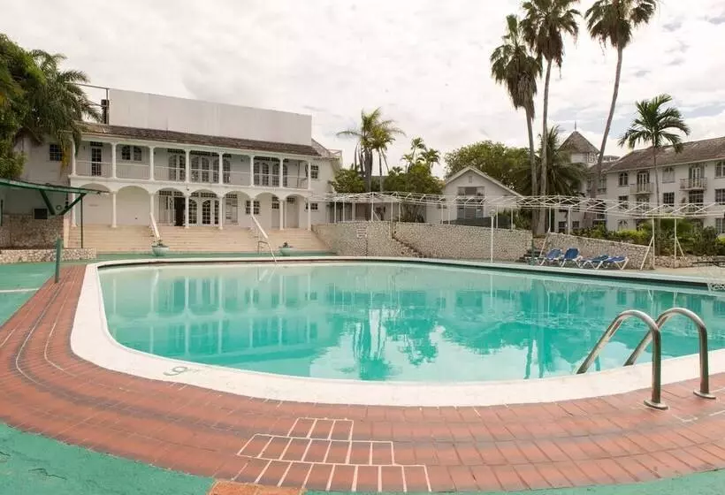 Seacastles Exora Beach Suite