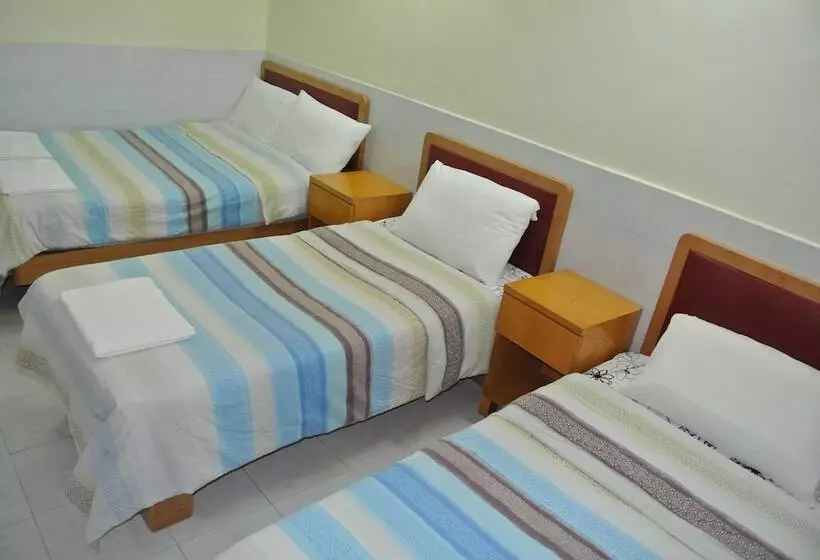 هاستل Fortunate Guest House