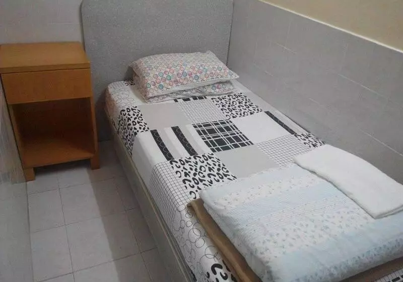 هاستل Fortunate Guest House