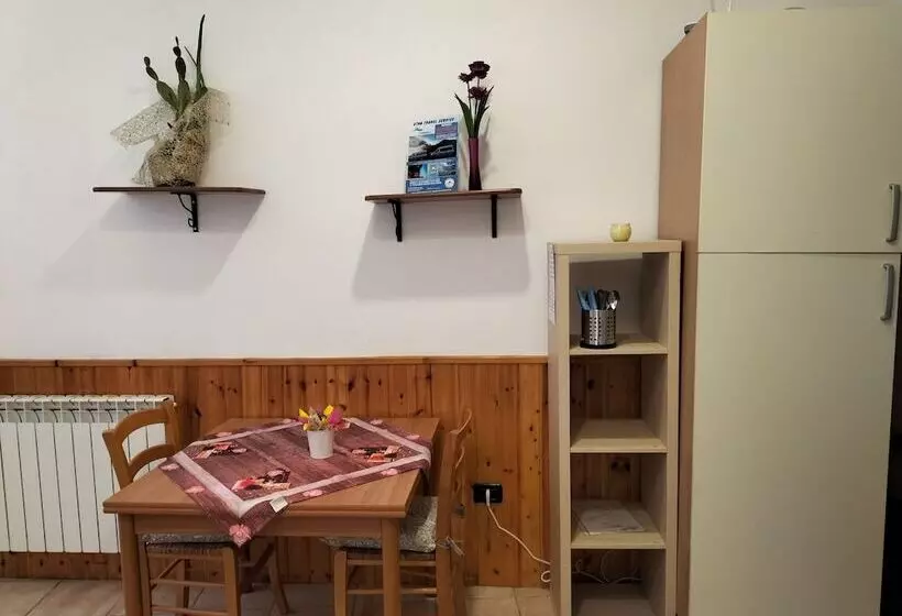 تختخواب و صبحانه Da Rosa