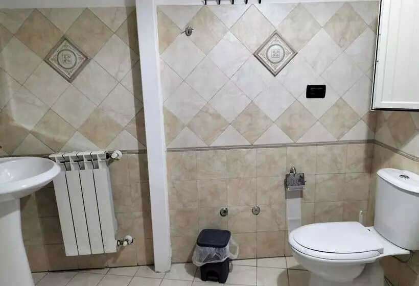 تختخواب و صبحانه Da Rosa