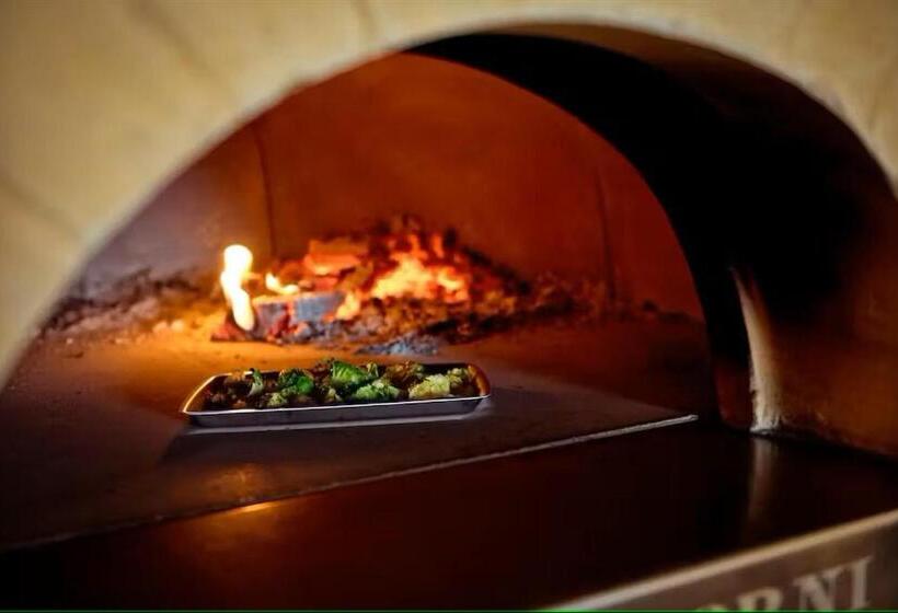 住宿加早餐  Hill Farm Inn