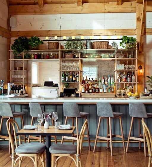 住宿加早餐  Hill Farm Inn