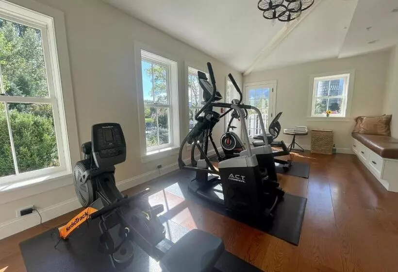 ベッドアンドブレックファースト Hill Farm Inn