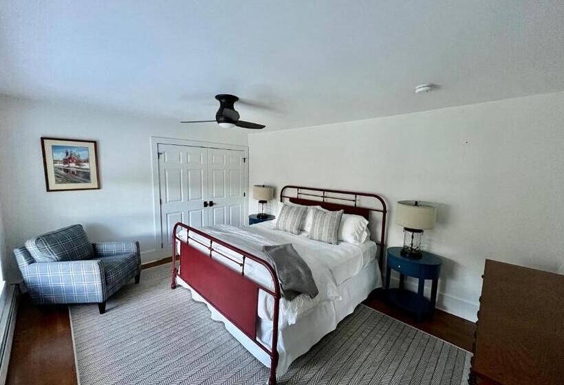 住宿加早餐  Hill Farm Inn