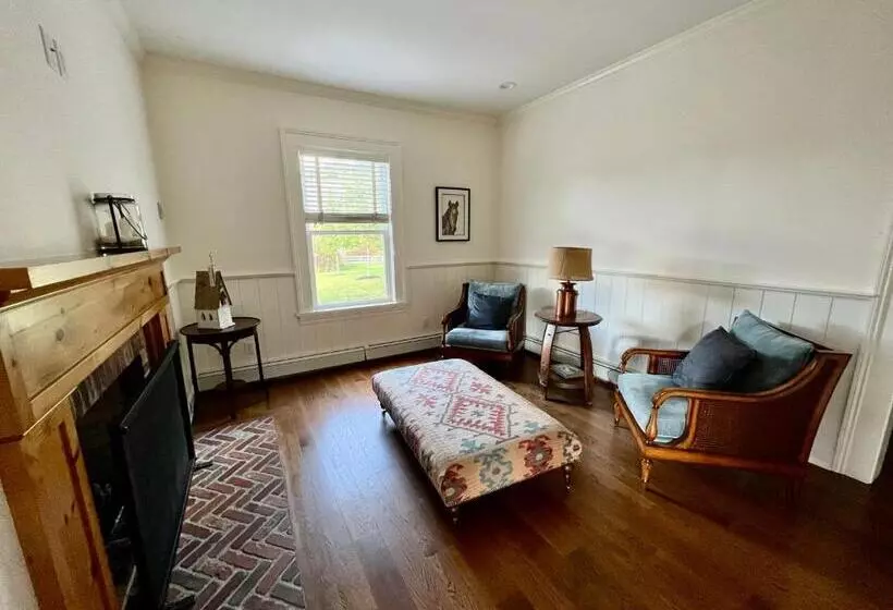 ベッドアンドブレックファースト Hill Farm Inn