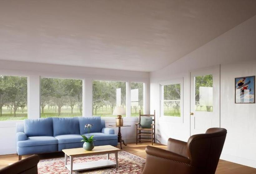 住宿加早餐  Hill Farm Inn