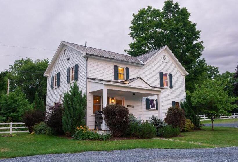 住宿加早餐  Hill Farm Inn